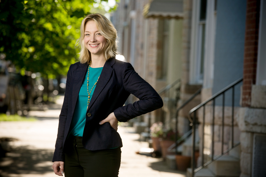 Environmental portrait of Diana, a real estate agent in Baltimore 